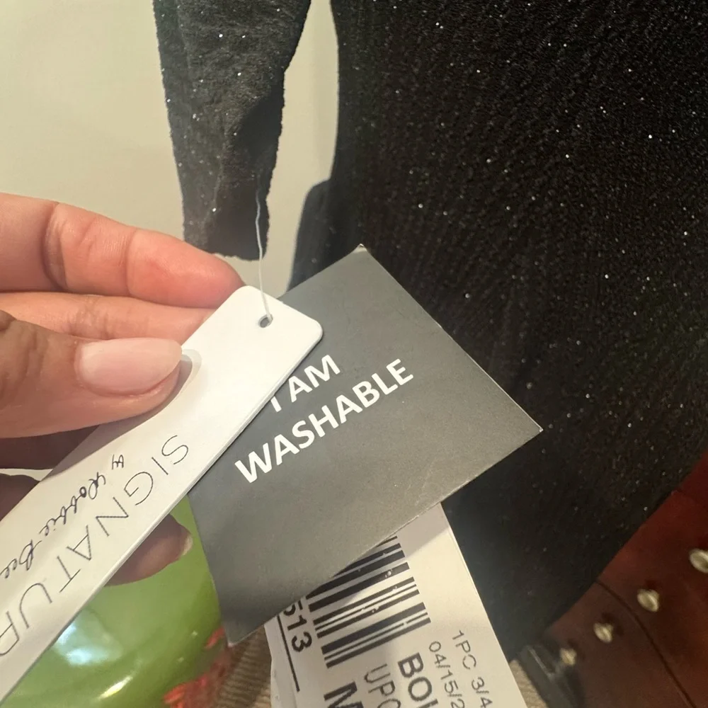 Signature Elegant Black Dress with Side Knot - Picture 13 of 16